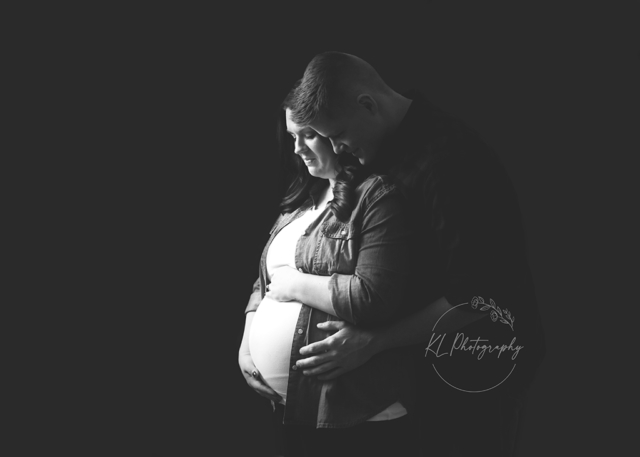 Binghamton Maternity, Maternity photos near me, Maternity outdoor, maternity studio, Endicott Maternity Photographer, Vestal Maternity photos