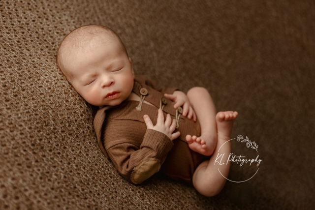 Binghamton area newborn photography, newborn photographer near me, Endicott newborn photographer, Vestal newborn photographer, affordable newborn photographer, baby pictures, baby pictures near me,