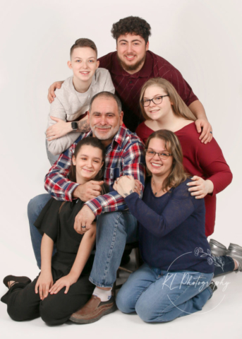 Family photographer near me, Binghamton family photographer, Endicott Family Photographer, Vestal Family photographer, Studio family pictures, outdoor family pictures, outdoor family photographer, photographer good with kids, children photographer, kids photos, kids photos near me, best photographer near me, best family photographer near me, photographer good with kids,