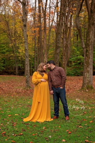 Binghamton Maternity, Maternity photos near me, Maternity outdoor, maternity studio, Endicott Maternity Photographer, Vestal Maternity photos